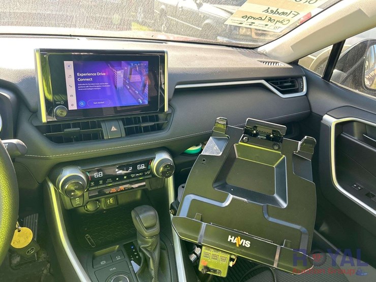 2023-toyota-rav4-image-18