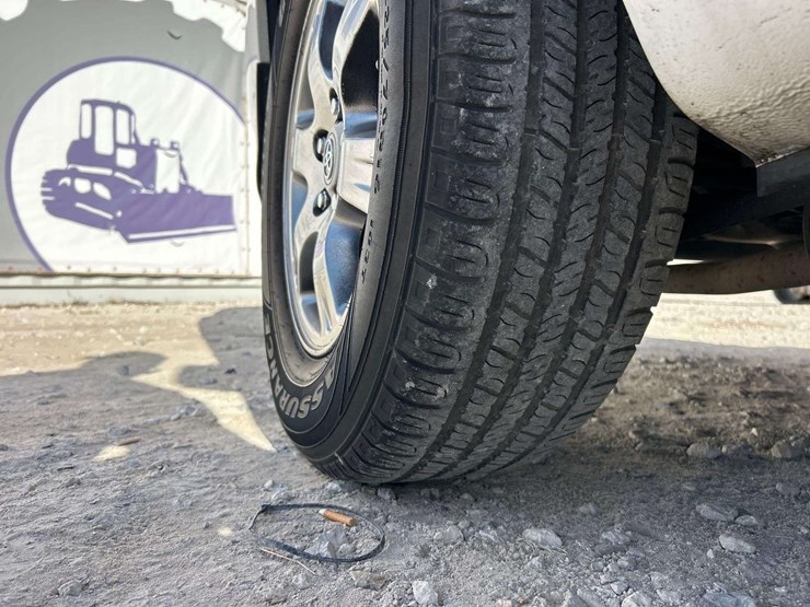 2005-toyota-highlander-image-24