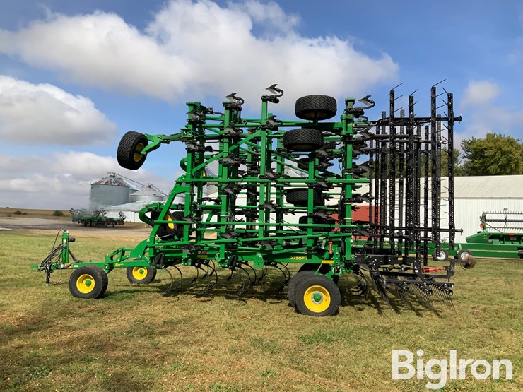 2022-john-deere-2230fh-image-8