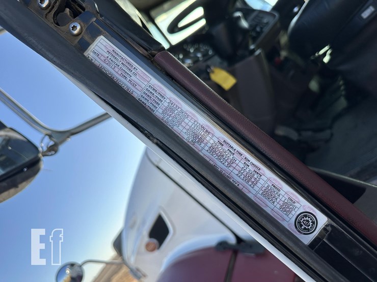 2014-peterbilt-386-image-20