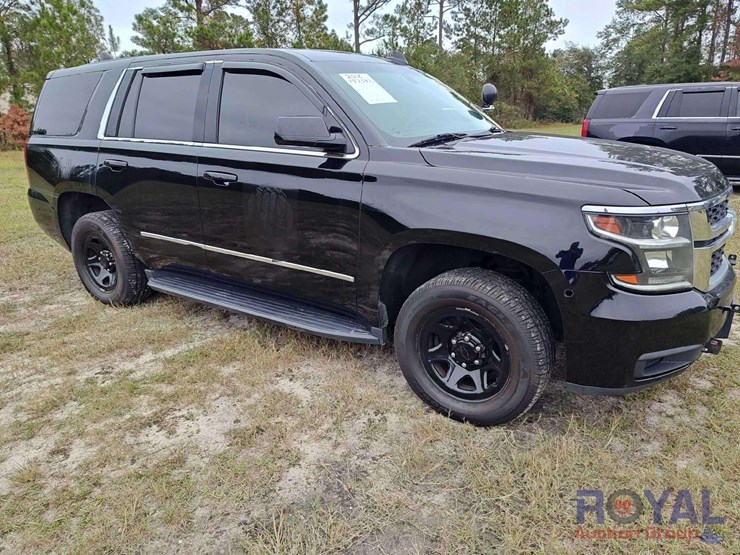 2018-chevrolet-tahoe-image-4