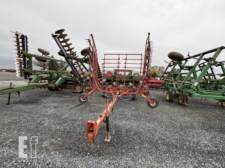 mcfarlane-hdl28-image-2