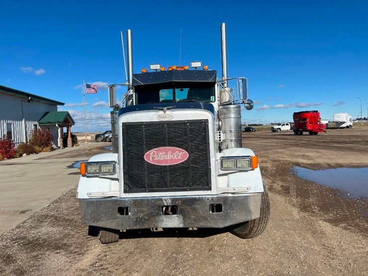 1996-peterbilt-378-image-3