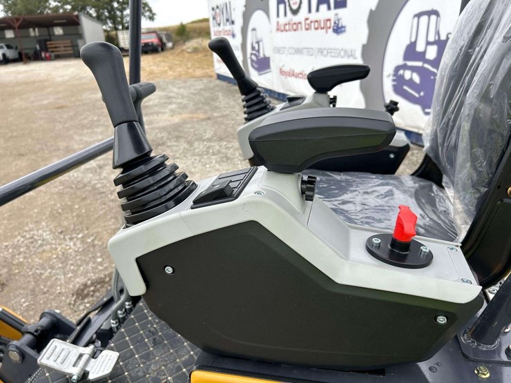 2025-sdlanch-sdle18p-mini-excavator-image-10