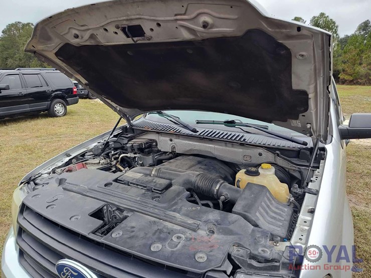 2017-ford-expedition-image-12