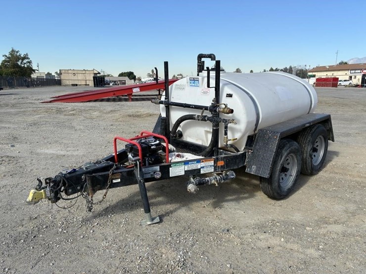 2019-wylie-&-son-exp-500-towable-water-buffalo-image-1