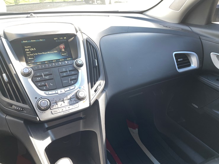 2012-chevrolet-equinox-lt-image-45