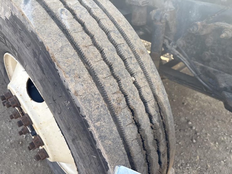 2013-ford-f650-image-57