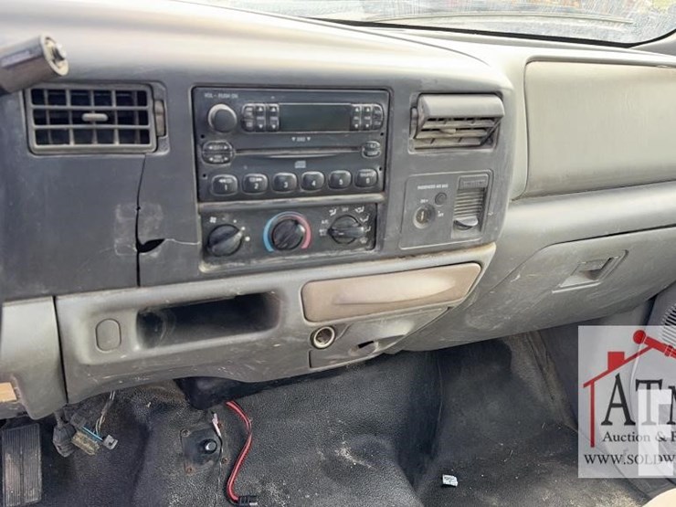 2002-ford-f550-image-22