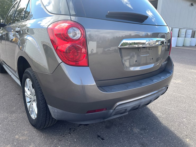 2012-chevrolet-equinox-lt-image-21