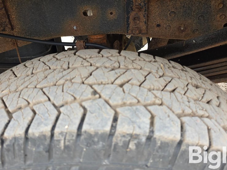 2009-ford-f350-image-18