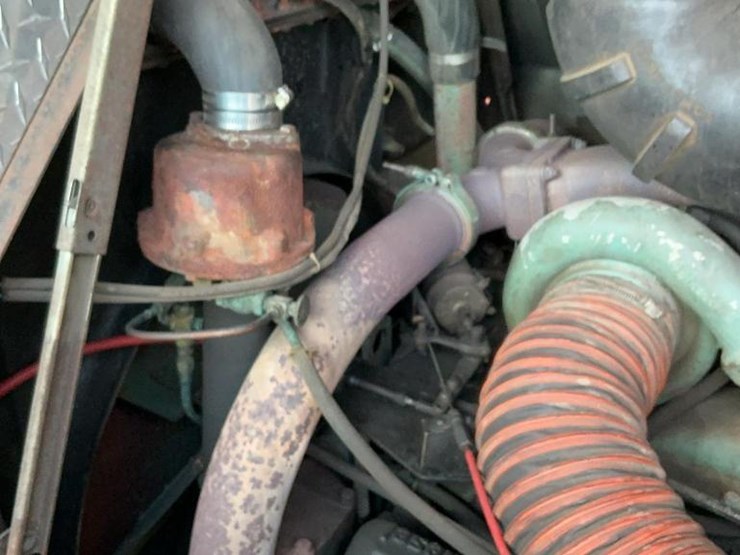 #2000-•-1982-sutphen-deluge-fire-engine-truck-detroit-diesel-6v92ta-image-28