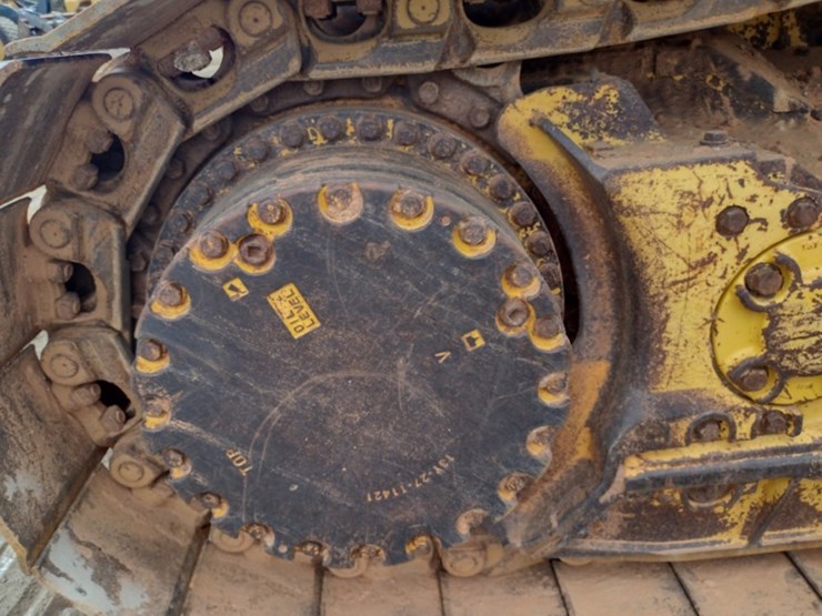 komatsu-d61ex-23-image-34