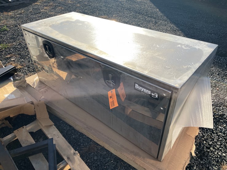 #5652-•-unused-buyers-semi-trailer-toolbox-image-1