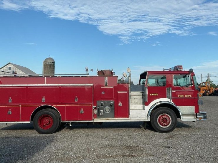 #2000-•-1982-sutphen-deluge-fire-engine-truck-detroit-diesel-6v92ta-image-6