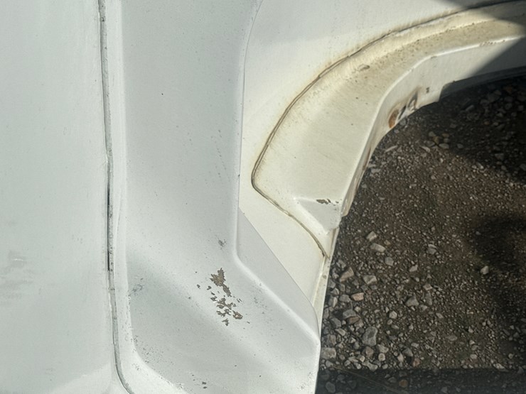 #28390-•-semi-truck-wind-deflector-image-9