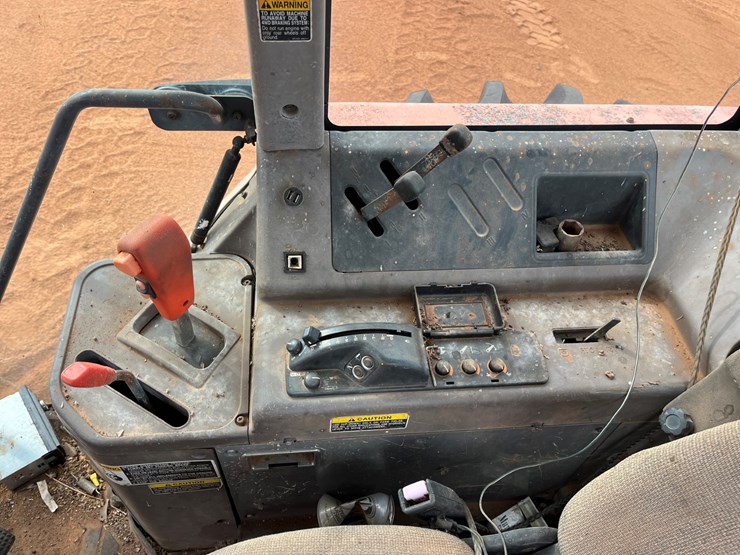 kubota-m120-image-17