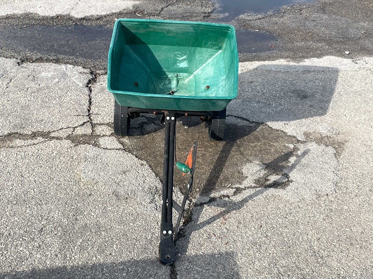 #14024-•-pull-type-lawn-spreader-(o3)-image-6
