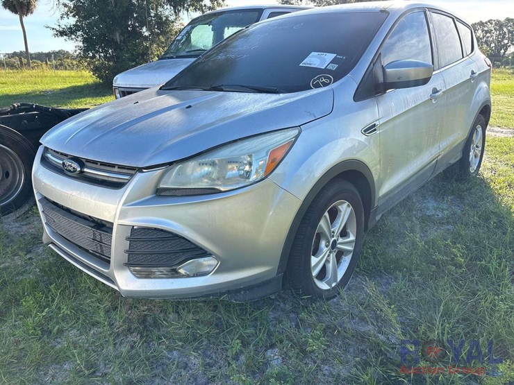 2015-ford-escape-image-1