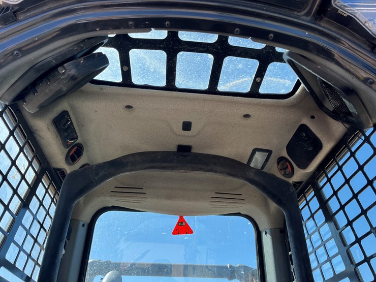 2021-bobcat-t66-image-11