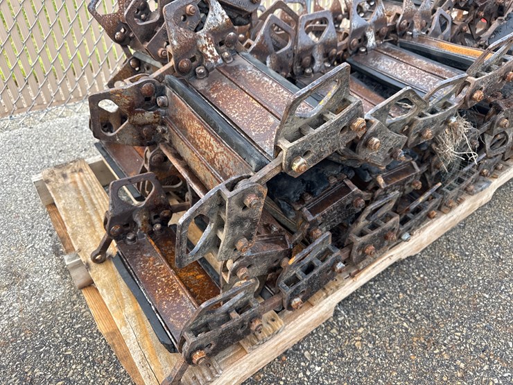 #14078-•-skid-steer-tracks-(o10)-image-2