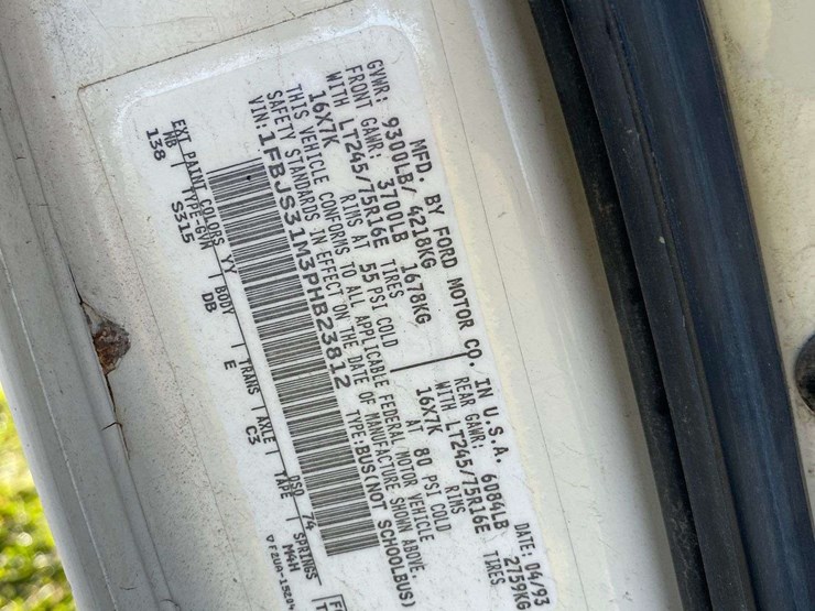 1993-ford-e350-image-13