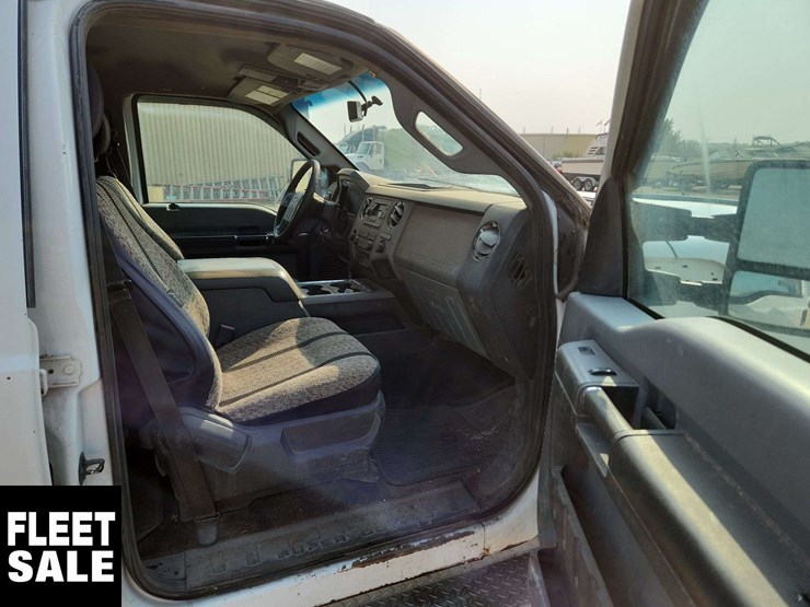 2011-ford-f350-image-16