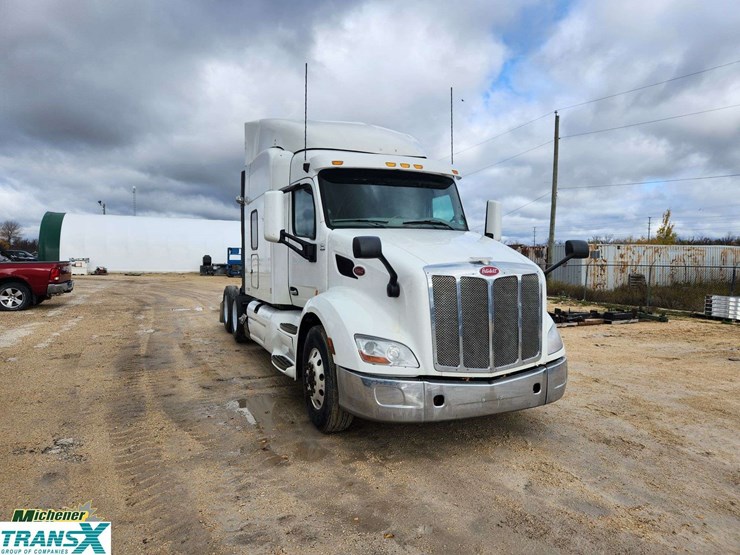 2019-peterbilt-579-image-4