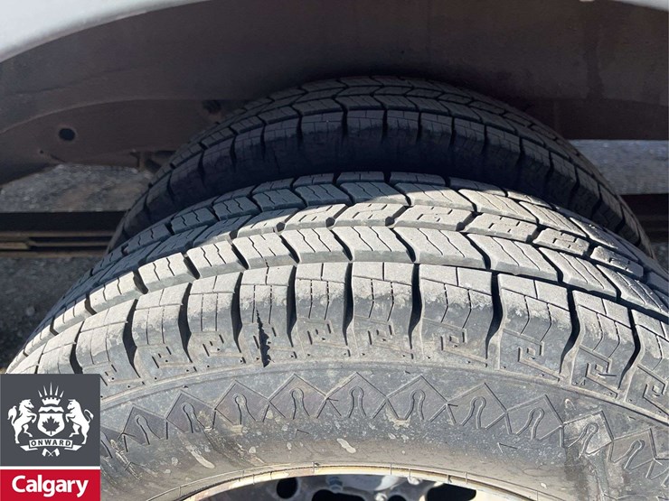 2010-mercedes-benz-sprinter-3500-image-8