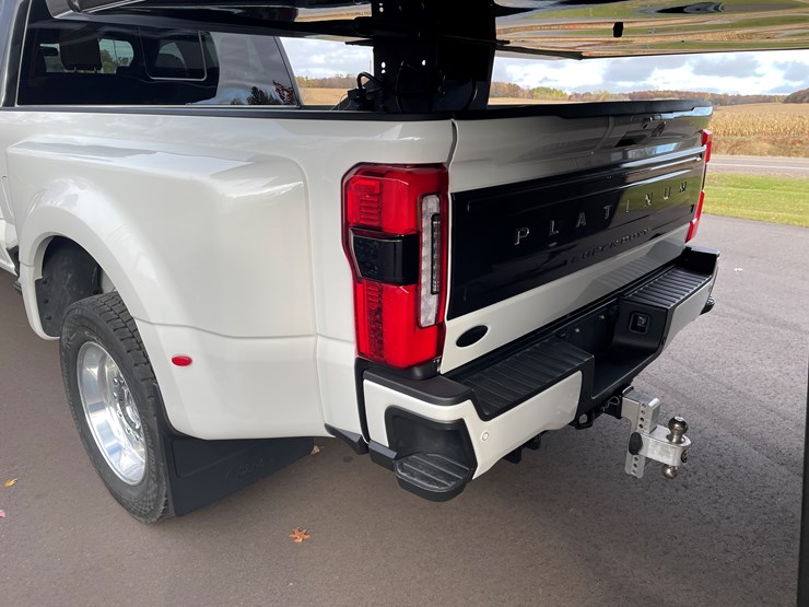 2023-ford-f450-platinum-image-7