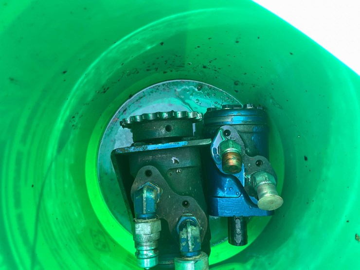 #14043-•-hydraulic-motors-(o4)-image-12