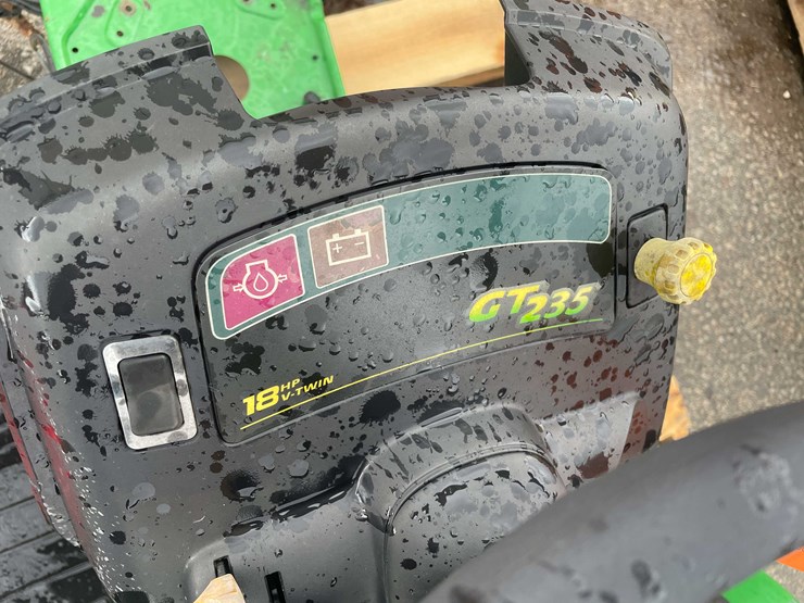 john-deere-gt235-image-19