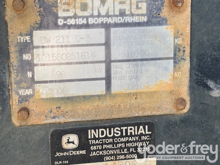 2006-bomag-bw211-image-10
