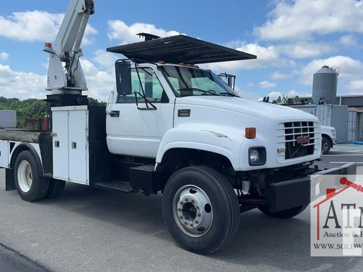 2000-gmc-c6500-bucket-truck-image-3