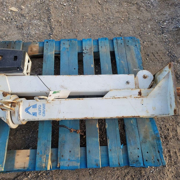 Auto Crane