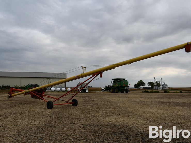 2005-westfield-mk100-61-swing-away-auger-image-7