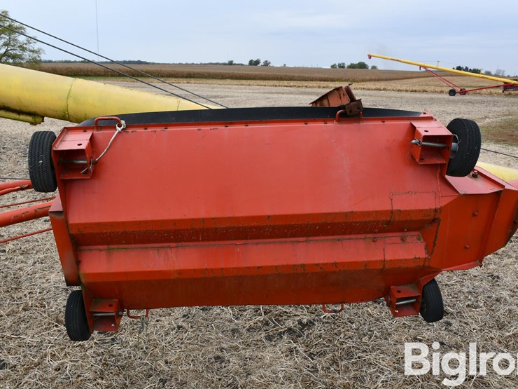 2005-westfield-mk100-61-swing-away-auger-image-13