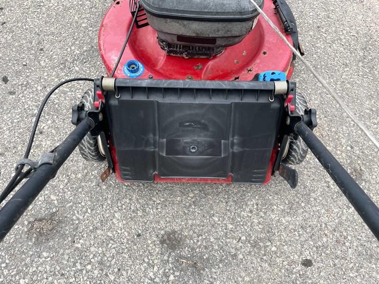 #14030-•-(2)-toro-recycler-lawn-mowers-(o4)-image-13