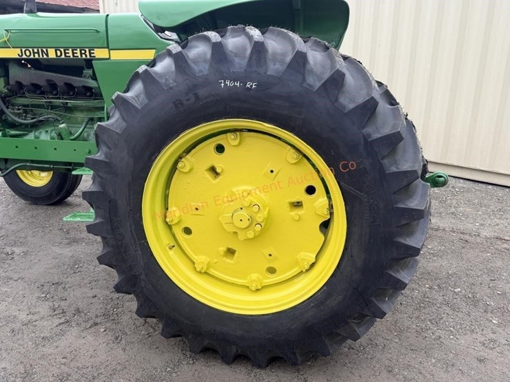 john-deere-2940-image-23