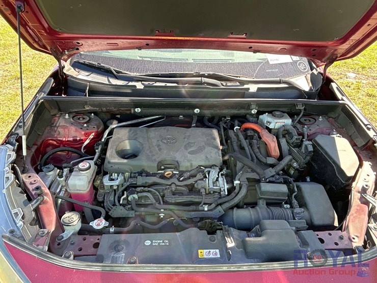 2019-toyota-rav4-le-image-9