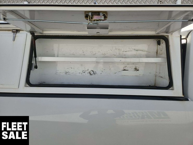 2016-ram-2500-slt-image-32