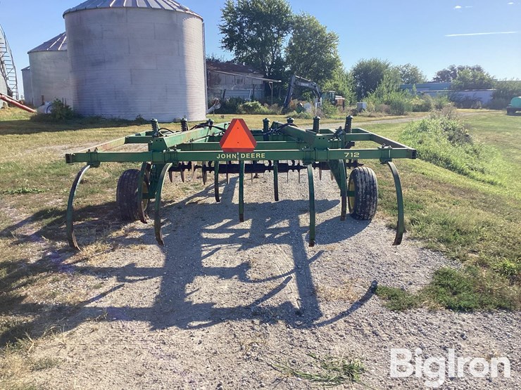 1985-john-deere-712-image-6