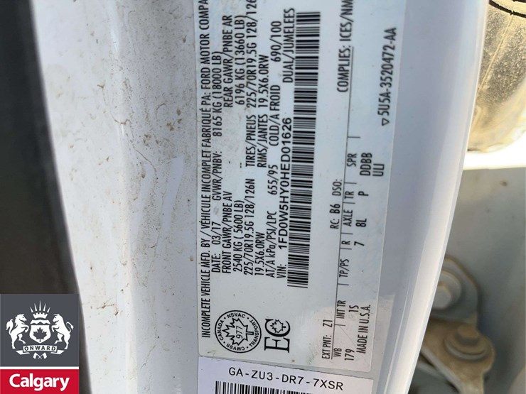 2017-ford-f550-image-21