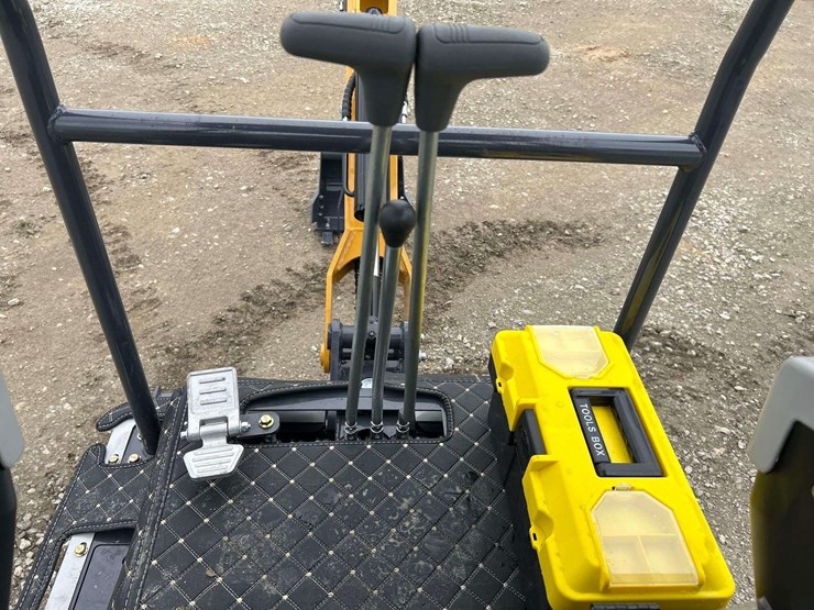 2025-sdlanch-sdle18p-mini-excavator-image-9