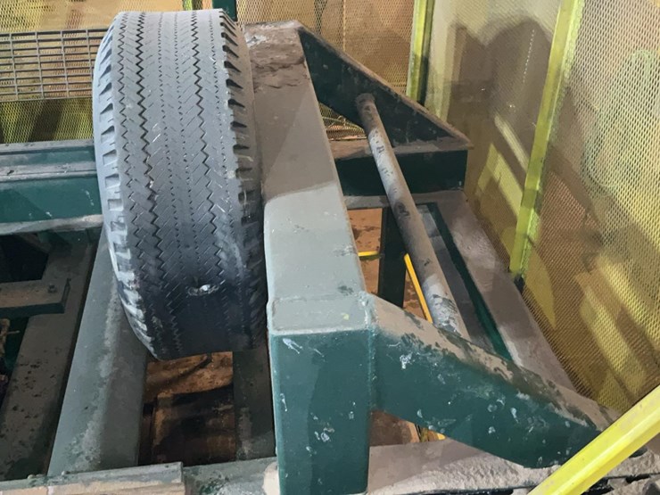 #101-•-cleereman-track-and-frame-image-3