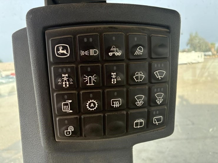 2008-deere-772d-image-27