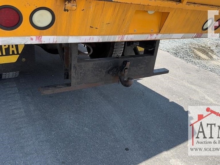 2004-international-durastar-4200-image-5