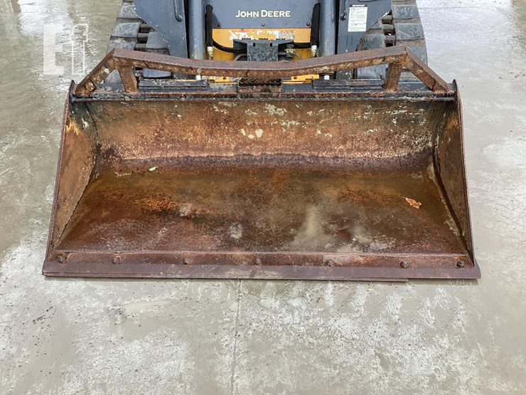 2020-deere-317g-image-9