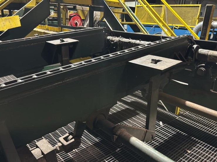 #122-•-inclined-transfer-deck-image-12