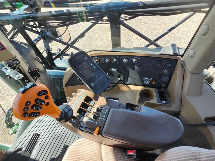 2014-john-deere-4940-image-35